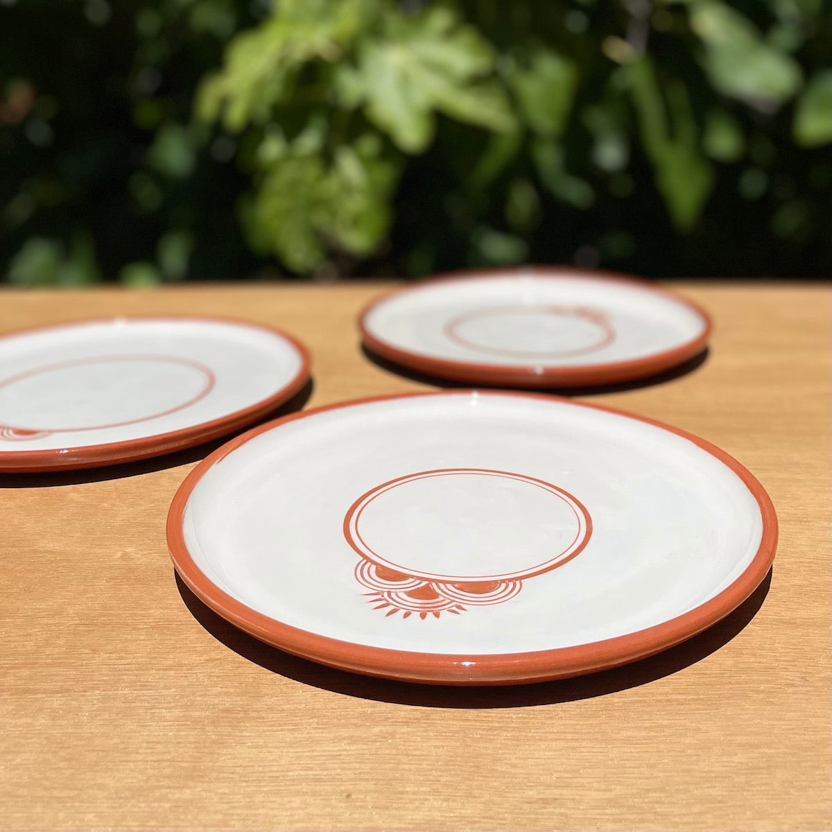 Assiettes en poterie - Les Poteries de Sylvie 