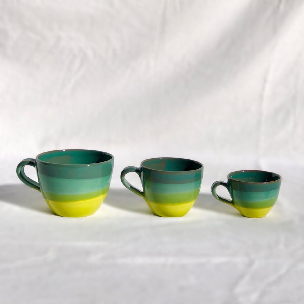 Tasses et mugs en céramique - Poterie faite à la main en France