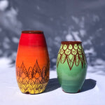 Load image into Gallery viewer, Vase en poterie - pièce unique Les Poteries de Sylvie céramique artisanale
