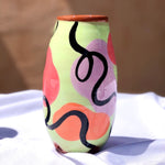 Charger l&#39;image dans la galerie, Vase en poterie - pièce unique Les Poteries de Sylvie céramique artisanale  Modifier le texte alternatif
